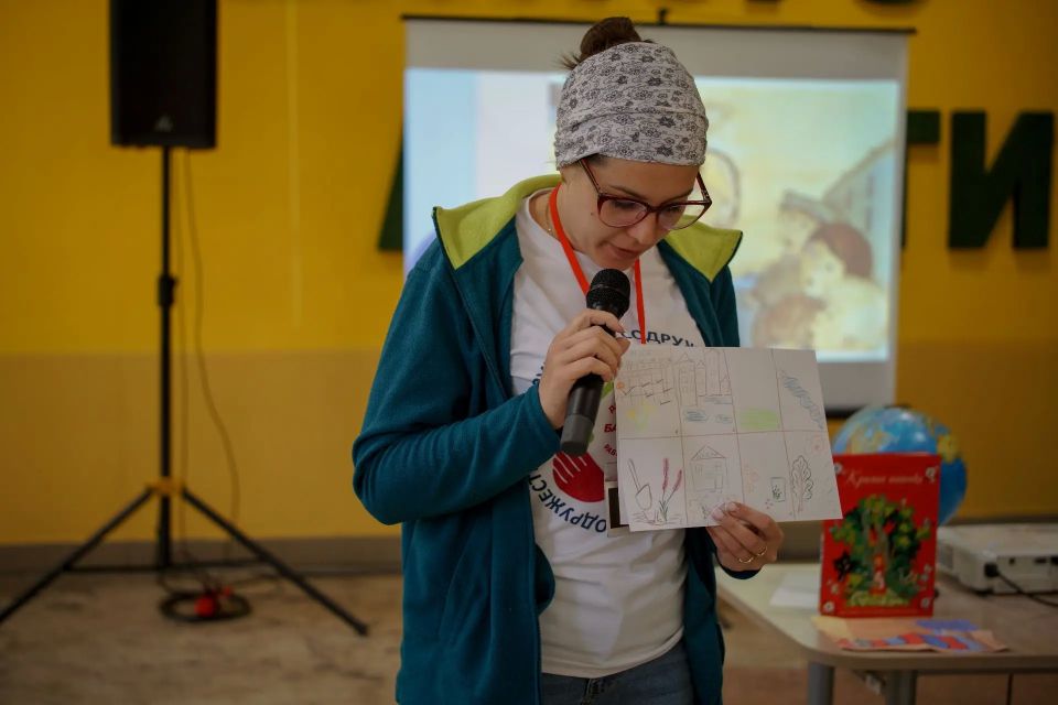 В Барнауле прошла традиционная летняя педагогическая смена В Барнауле прошла традиционная летняя педагогическая смена
