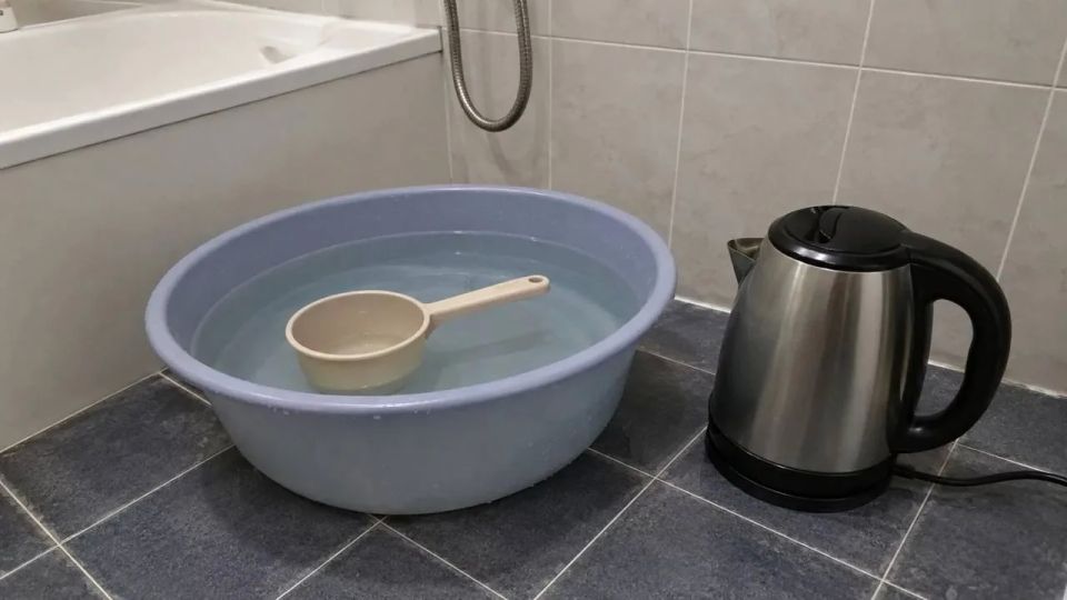 Часть жителей Новоалтайска осталась без горячей воды на четыре месяца из-за реконструкции теплового пункта и строительства новой газовой котельной