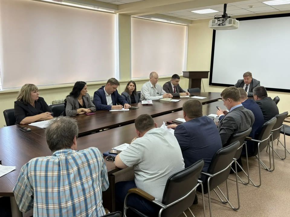 В Барнауле обсудили реализацию федерального проекта «Чистый воздух» В Барнауле обсудили реализацию федерального проекта «Чистый воздух»