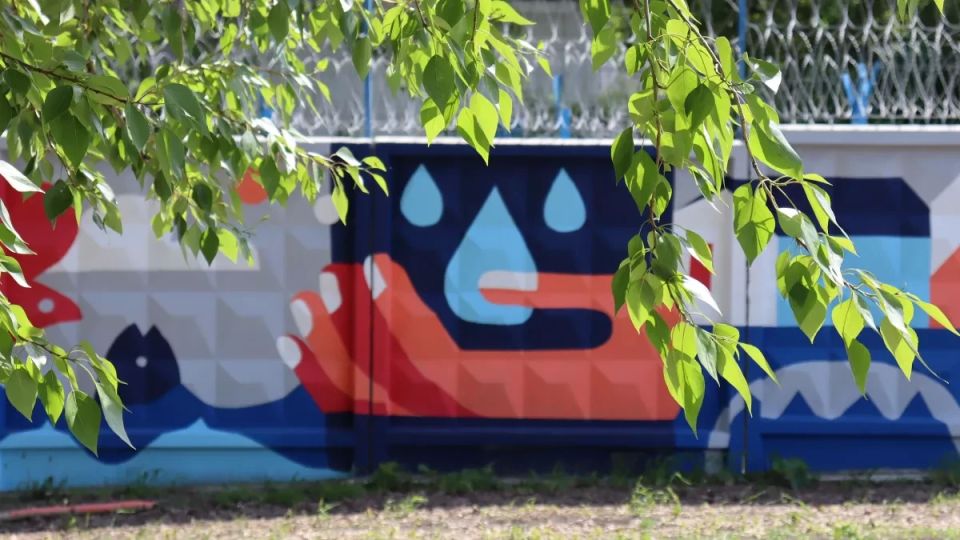 На Павловском тракте появился арт-объект "Вода — жизнь"