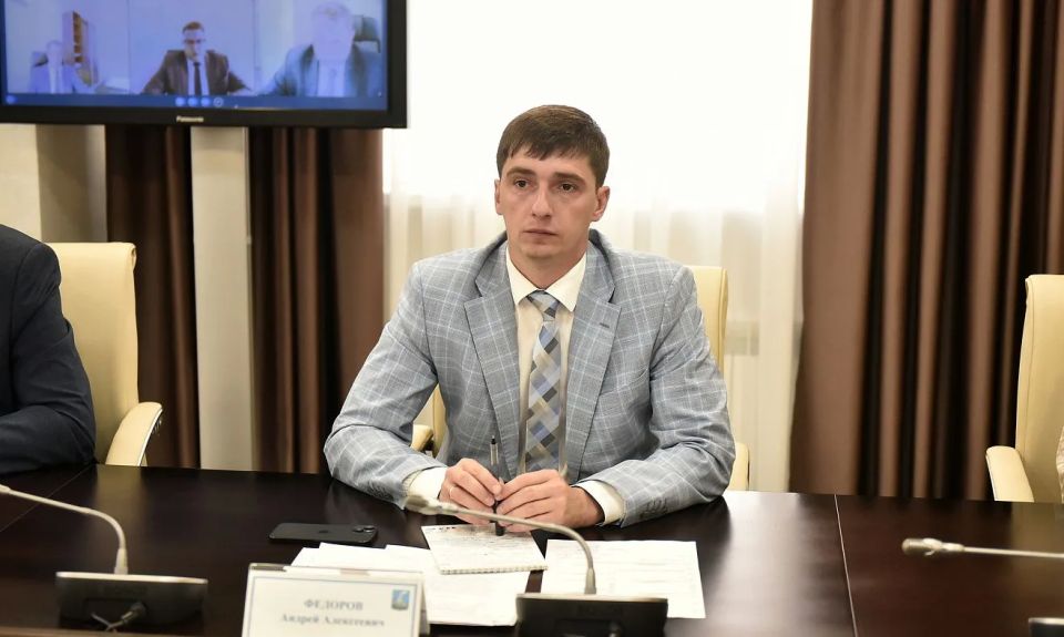 Вячеслав Франк провел оперативное аппаратное совещание Вячеслав Франк провел оперативное аппаратное совещание