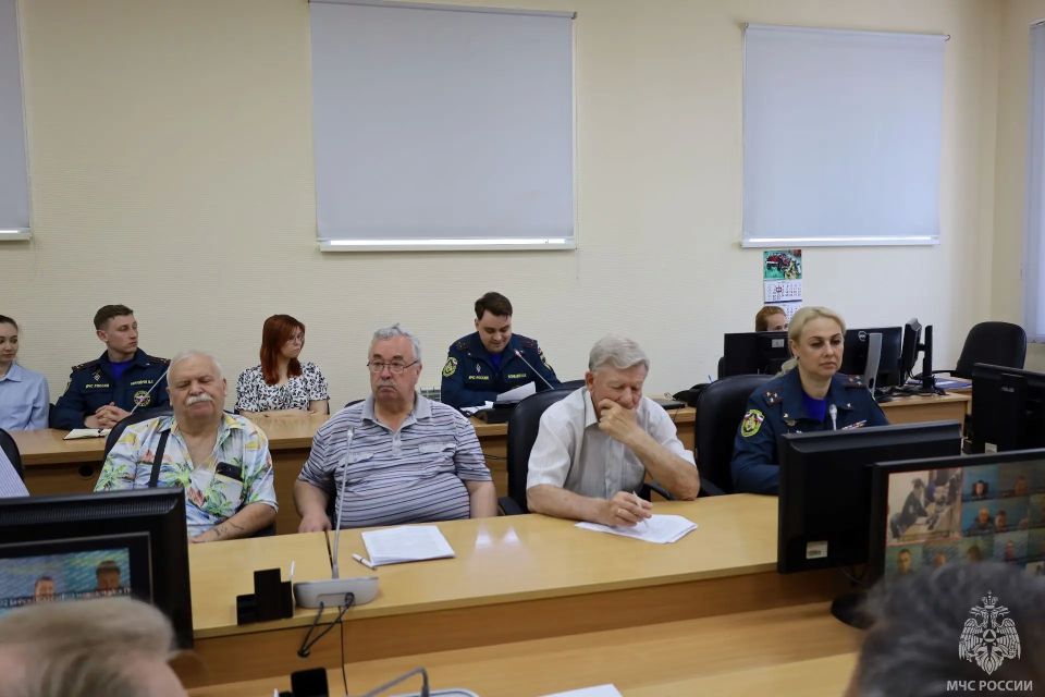Диалог поколений: состоялась конференция Региональной общественной организации ветеранов органов управления по делам ГОЧС и противопожарной службы Алтайского края Диалог поколений: состоялась конференция Региональной общественной организации ветеранов органов управления по делам ГОЧС и противопожарной службы Алтайского края