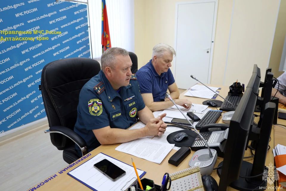 Диалог поколений: состоялась конференция Региональной общественной организации ветеранов органов управления по делам ГОЧС и противопожарной службы Алтайского края Диалог поколений: состоялась конференция Региональной общественной организации ветеранов органов управления по делам ГОЧС и противопожарной службы Алтайского края