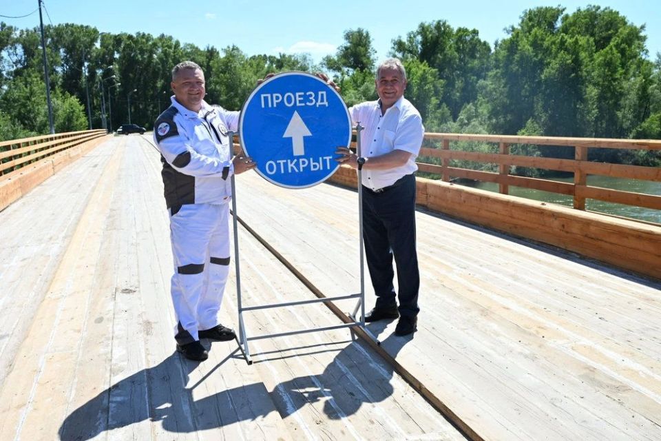 В Локтевском районе открыли движение по отремонтированному мосту через реку Алей