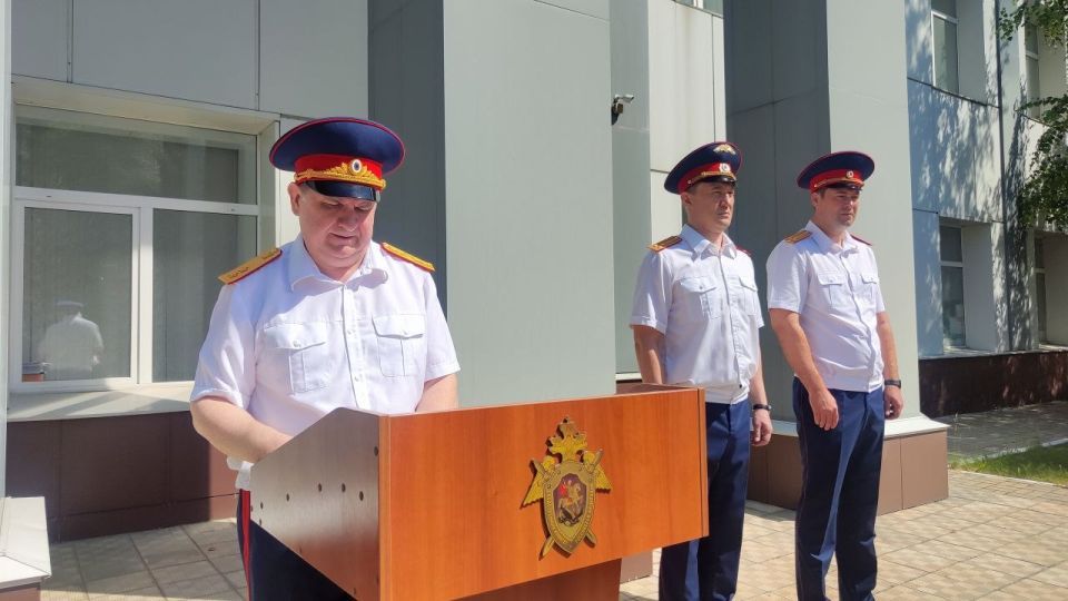 В преддверии Дня России в следственном управлении по Алтайскому краю состоялось торжественное принятие Присяги молодыми следователями В преддверии Дня России в следственном управлении по Алтайскому краю состоялось торжественное принятие Присяги молодыми следователями