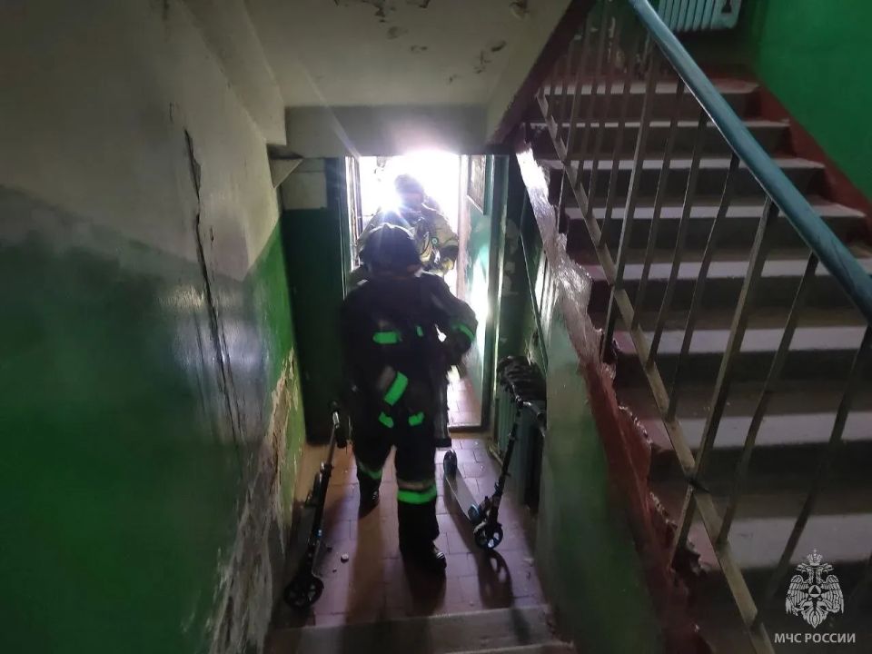 В Белокурихе на пожаре спасены люди В Белокурихе на пожаре спасены люди