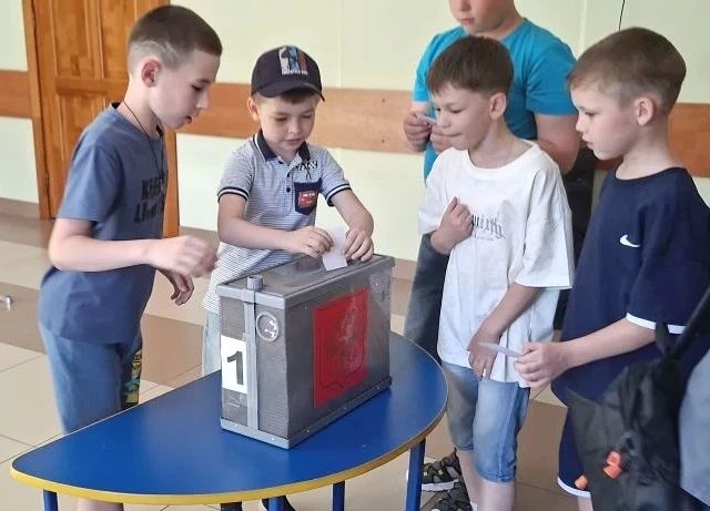 Первые выборы для ребят Петропавловского района