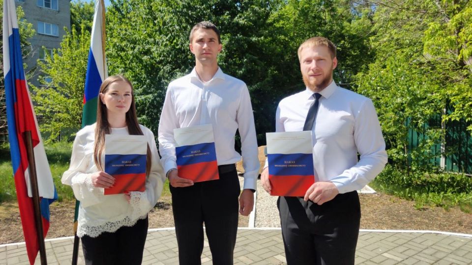 В преддверии Дня России в следственном управлении по Алтайскому краю состоялось торжественное принятие Присяги молодыми следователями