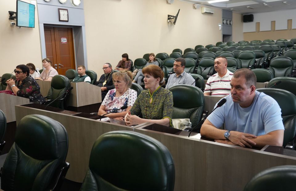 Кадровую ситуацию в Бийске обсудили на Общественной палате