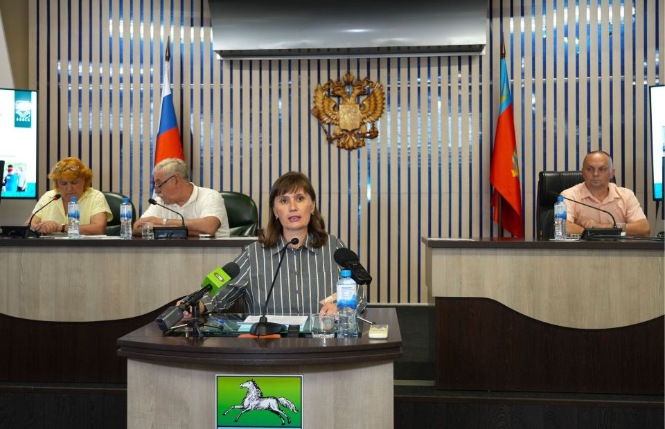 Кадровую ситуацию в Бийске обсудили на Общественной палате Кадровую ситуацию в Бийске обсудили на Общественной палате