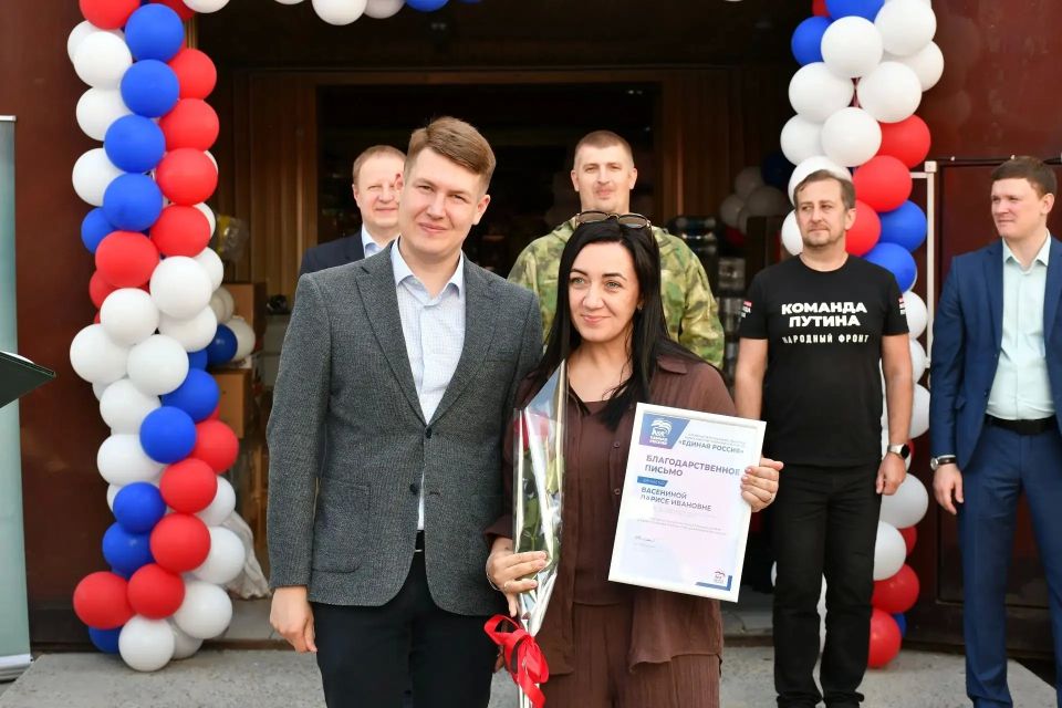 Направили 14 фур с техникой и посылками для алтайских военнослужащих Направили 14 фур с техникой и посылками для алтайских военнослужащих
