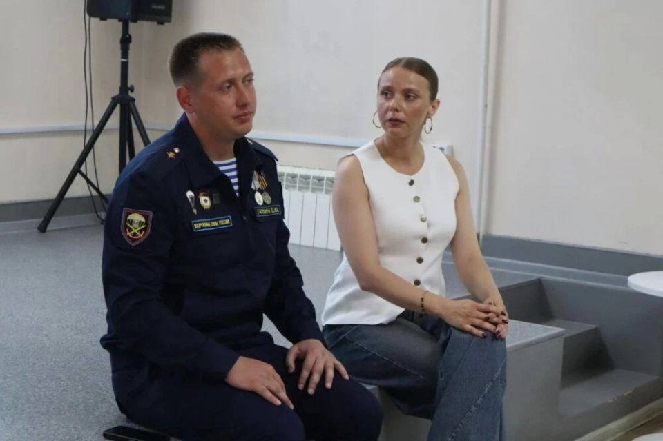 В Новоалтайске открылась фотовыставка «Несломленные», посвященная героям СВО из Алтайского края В Новоалтайске открылась фотовыставка «Несломленные», посвященная героям СВО из Алтайского края