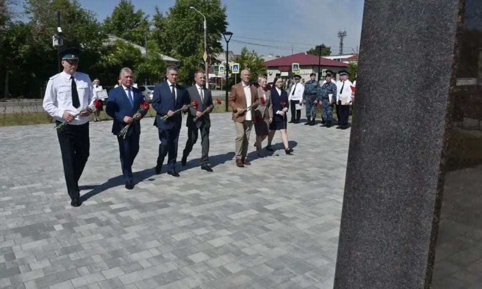 Верность долгу и Отечеству: в Барнауле сотрудники службы судебных приставов приняли присягу Верность долгу и Отечеству: в Барнауле сотрудники службы судебных приставов приняли присягу