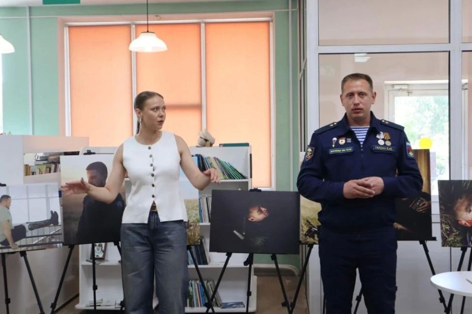 В Новоалтайске открылась фотовыставка «Несломленные», посвященная героям СВО из Алтайского края В Новоалтайске открылась фотовыставка «Несломленные», посвященная героям СВО из Алтайского края