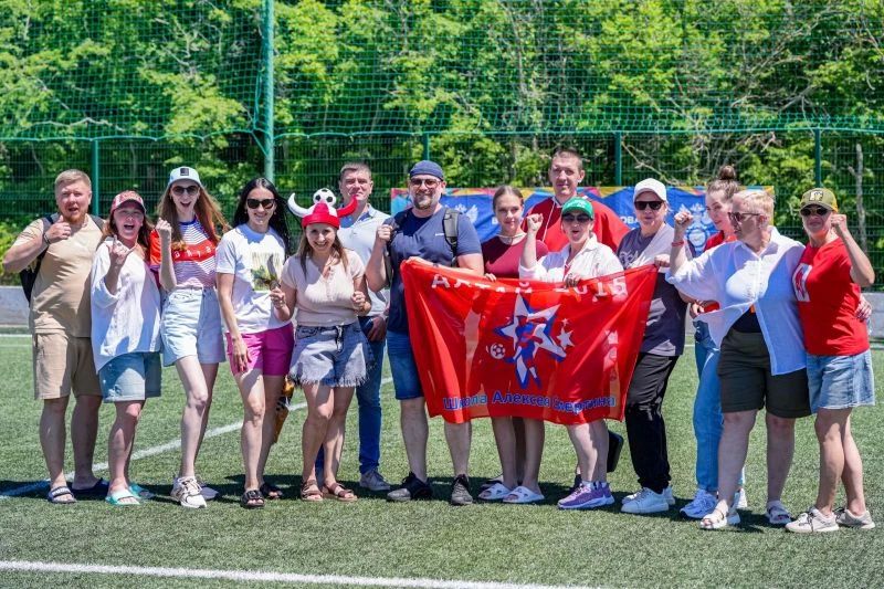 Футболисты СШОР Алексея Смертина стали третьими в финале VI Всероссийского турнира среди смешанных команд до 12 лет Футболисты СШОР Алексея Смертина стали третьими в финале VI Всероссийского турнира среди смешанных команд до 12 лет