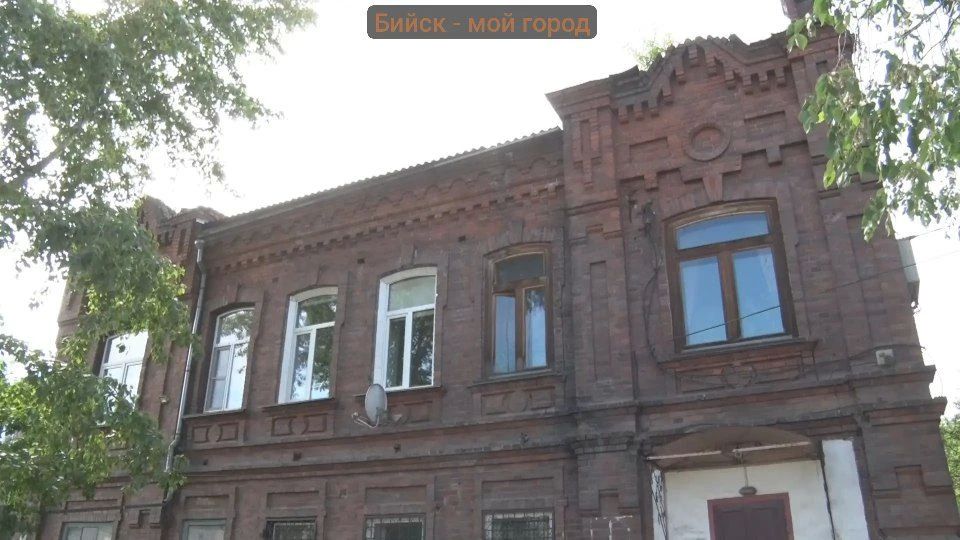 О домах дореволюционной постройки на ул. Мухачёва в Бийске О домах дореволюционной постройки на ул. Мухачёва в Бийске