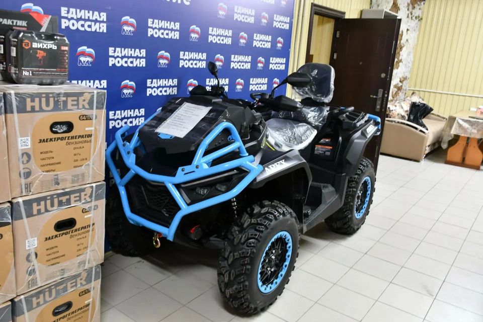 Направили 14 фур с техникой и посылками для алтайских военнослужащих Направили 14 фур с техникой и посылками для алтайских военнослужащих