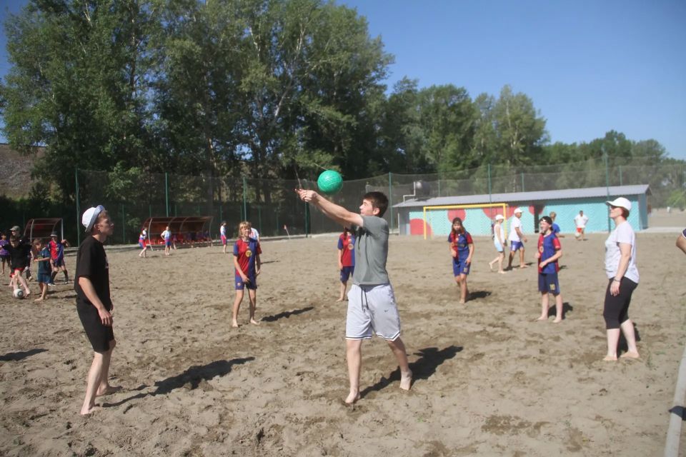 В День России на площадках водного парка «Лапа» провели соревнования дворовых команд В День России на площадках водного парка «Лапа» провели соревнования дворовых команд