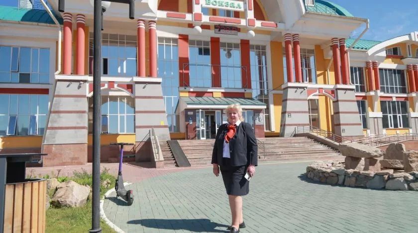 11-й представитель династии: Виктория Похожаева работает на бийском вокзале более 30 лет