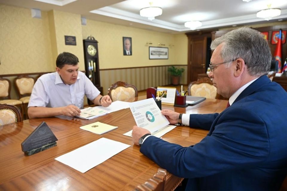 Виктор Миненок: 70% проверок Счетная палата Алтайского края проводит по инициативе АКЗС и Правительства региона