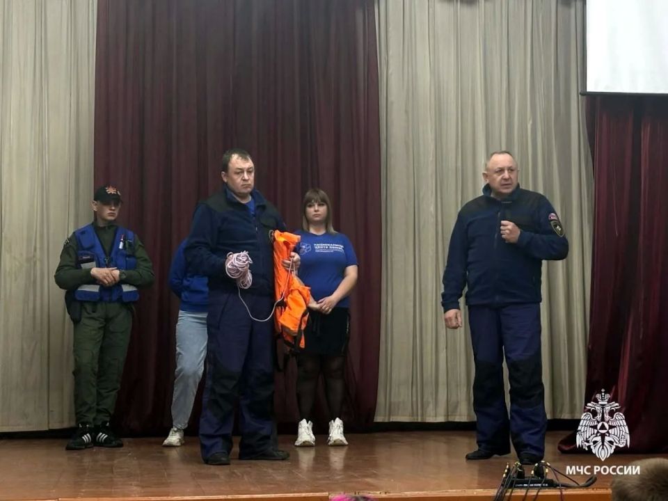 15 июня была создана Государственная инспекция по маломерным судам МЧС России