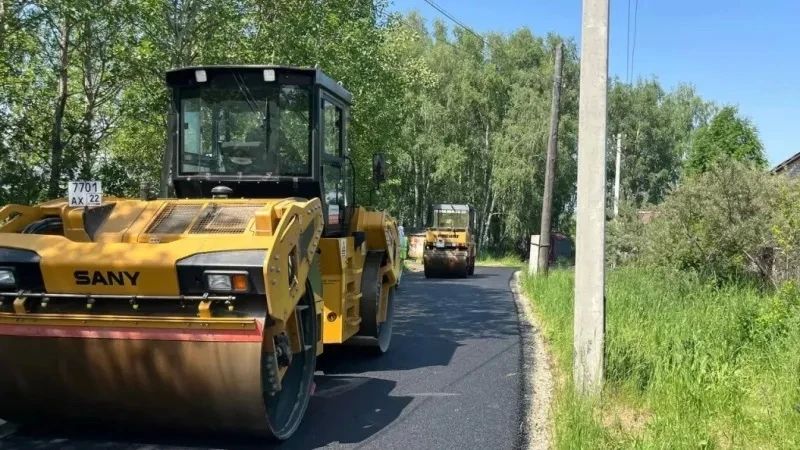 В пригороде Барнаула отремонтируют пять дорог и благоустроят тротуар по краевому проекту поддержки местных инициатив