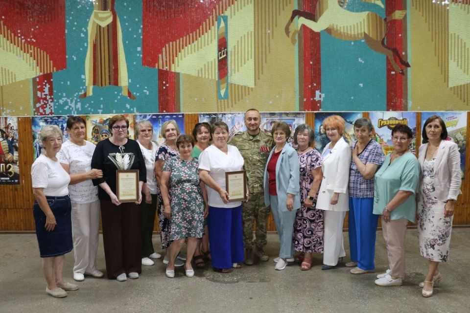 Ирина Солнцева поздравила жителей Калмыцких Мысов с 250-летним юбилеем села Ирина Солнцева поздравила жителей Калмыцких Мысов с 250-летним юбилеем села