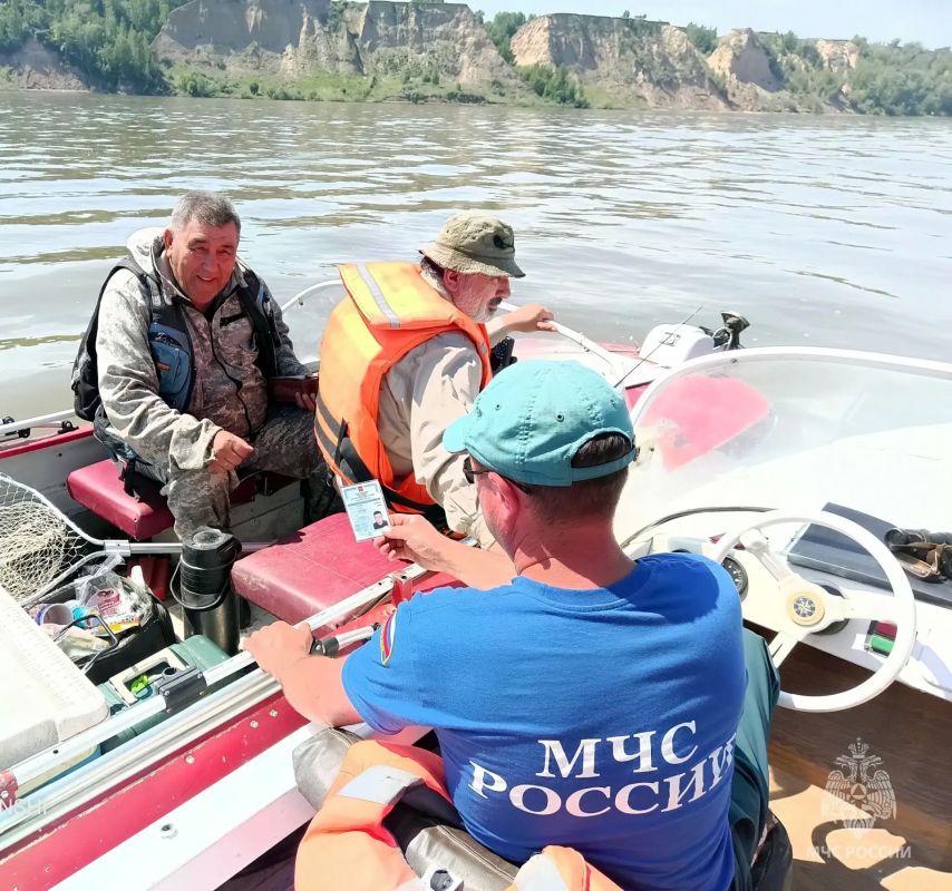15 июня была создана Государственная инспекция по маломерным судам МЧС России 15 июня была создана Государственная инспекция по маломерным судам МЧС России