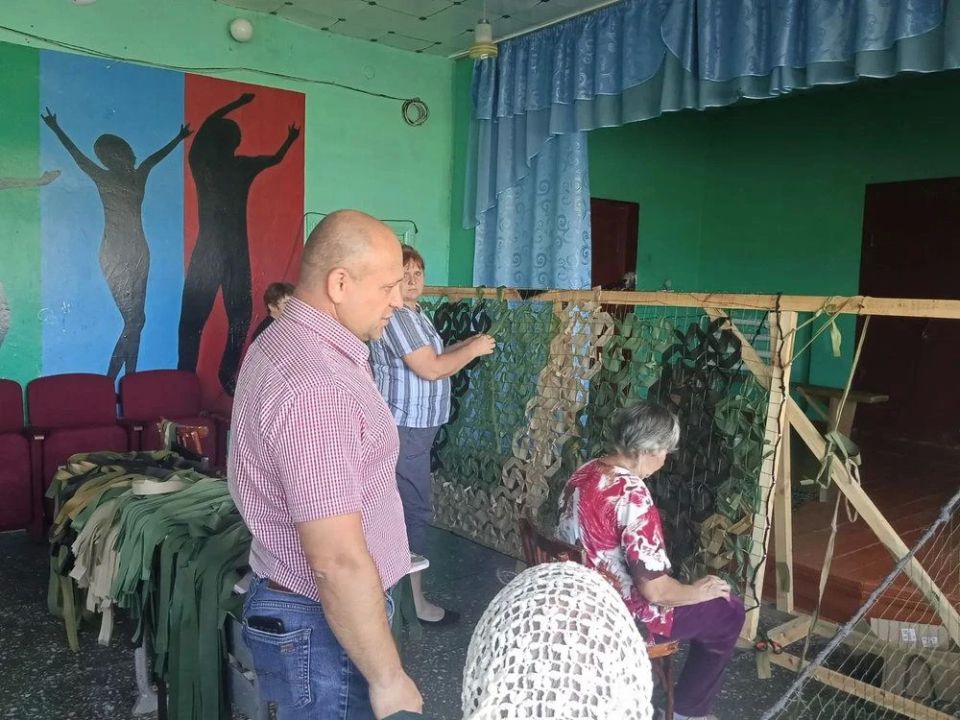 Владимир Громов отметил активное участие Романовского района в проекте поддержки местных инициатив Владимир Громов отметил активное участие Романовского района в проекте поддержки местных инициатив