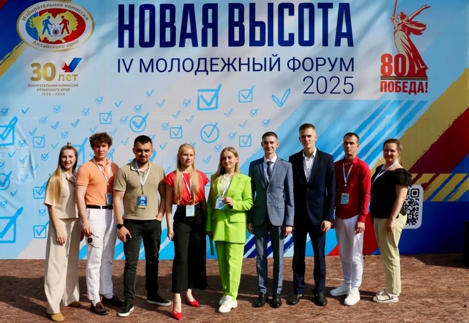 Разговор с молодежью о выборах и предстоящей работе организовал ЦИК России Разговор с молодежью о выборах и предстоящей работе организовал ЦИК России
