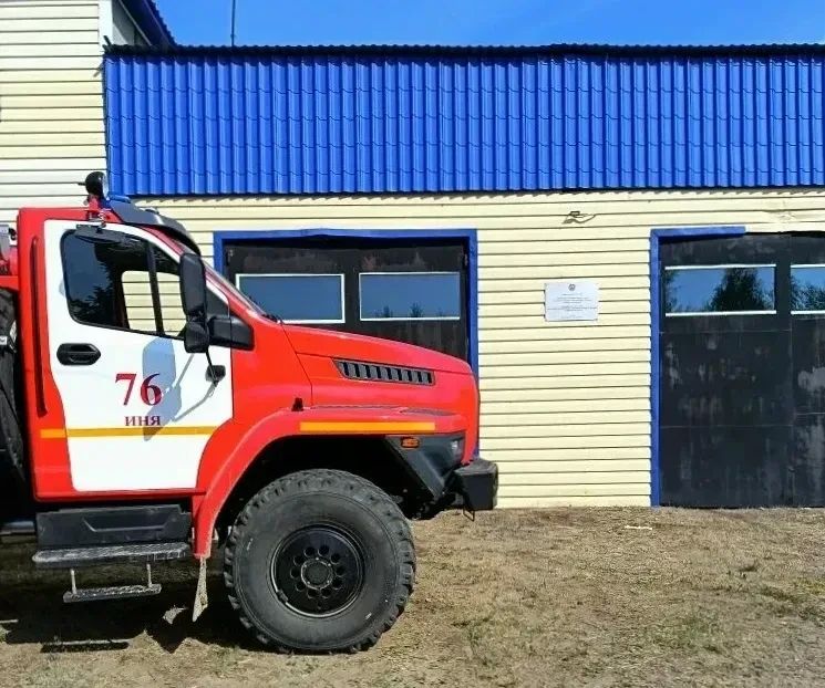 Пожарная часть в селе Иня Шелаболихинского района получила «новый дом» и автомобиль