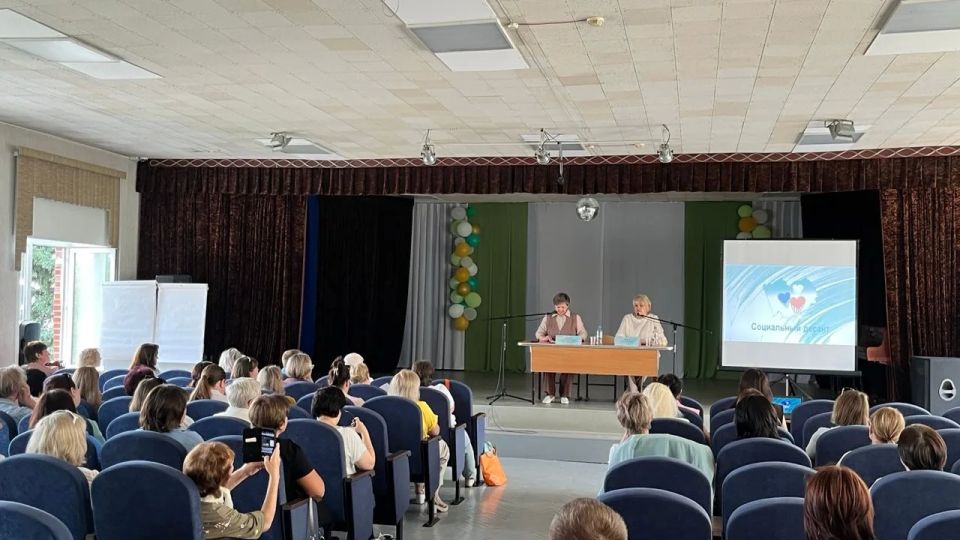 Участники «Социального десанта» в г. Новоалтайске обсудили поддержку людей с инвалидностью и ветеранов Участники «Социального десанта» в г. Новоалтайске обсудили поддержку людей с инвалидностью и ветеранов