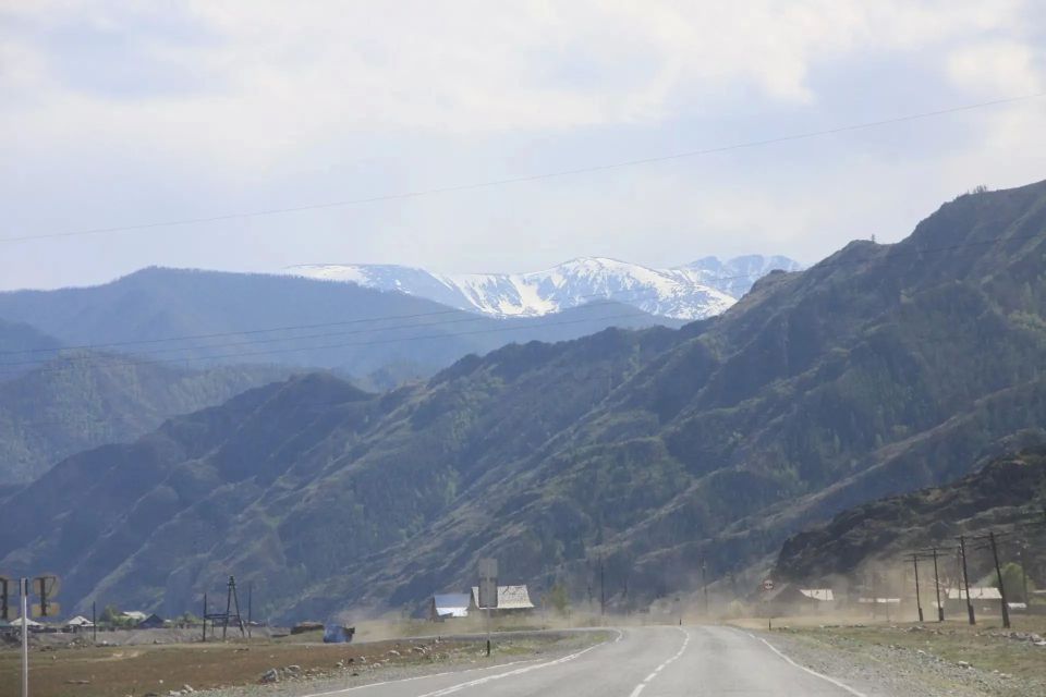 Одна из самых красивых дорог мира проходит через Алтай Одна из самых красивых дорог мира проходит через Алтай