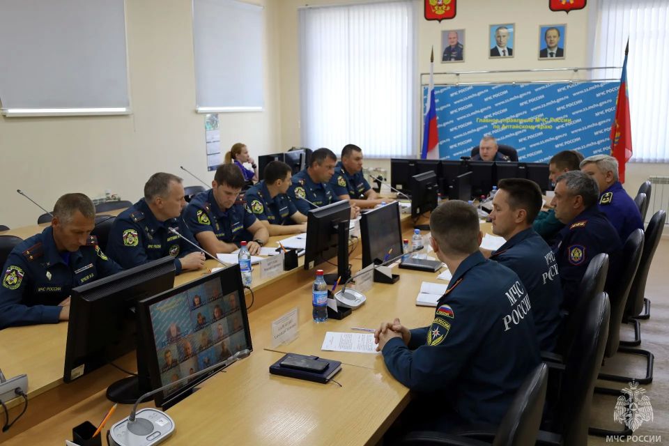 Состоялось совещание, посвящённое обеспечению взаимодействия и слаженности всех видов пожарной охраны Алтайского края Состоялось совещание, посвящённое обеспечению взаимодействия и слаженности всех видов пожарной охраны Алтайского края