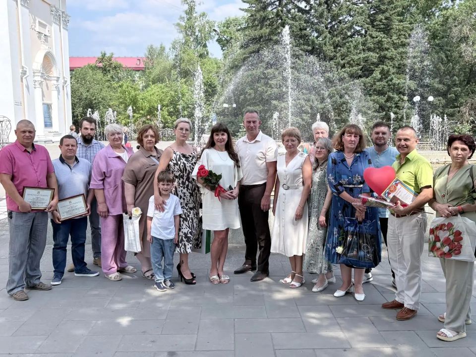 Торжественное мероприятие, посвящённое Дню медицинского работника, состоялось в ГДК Торжественное мероприятие, посвящённое Дню медицинского работника, состоялось в ГДК