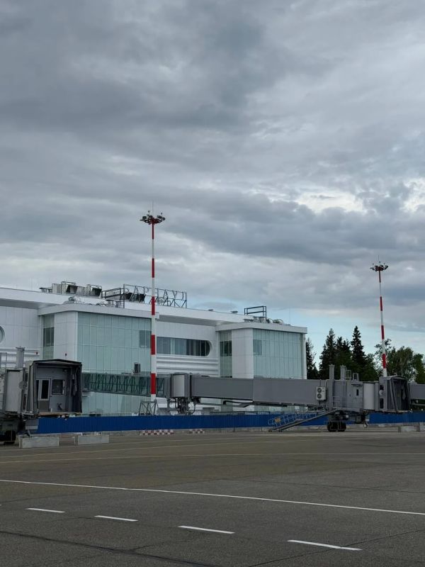 Ростехнадзор разрешил ввод в эксплуатацию нового терминала барнаульского аэропорта Ростехнадзор разрешил ввод в эксплуатацию нового терминала барнаульского аэропорта