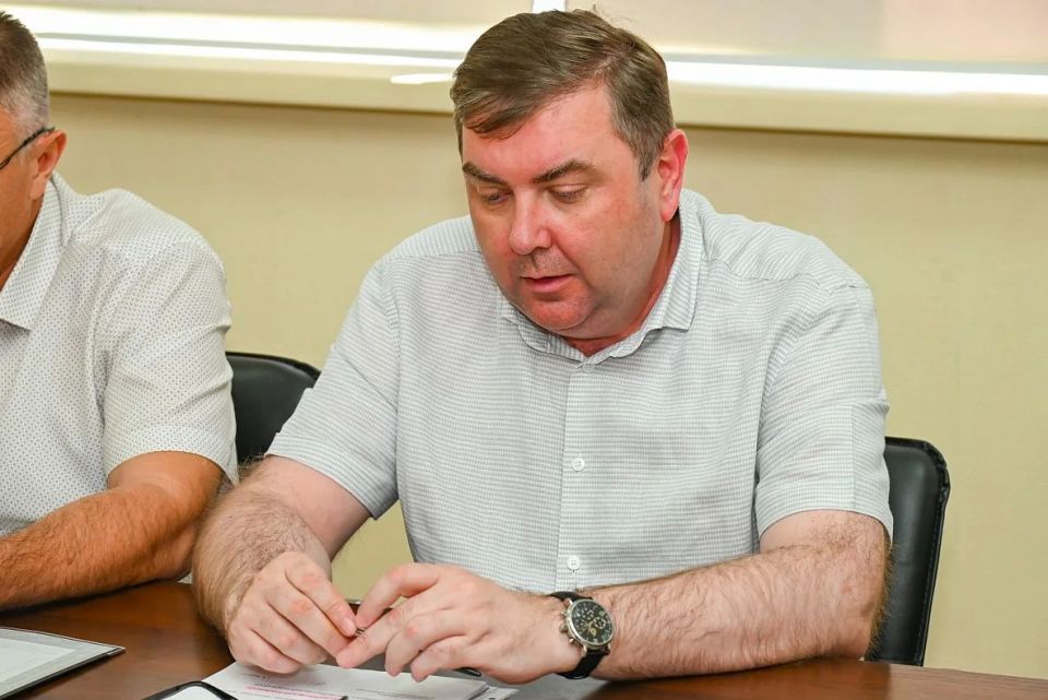 В администрации Барнаула прошло совещание по подготовке к отопительному периоду 2026-2027 годов В администрации Барнаула прошло совещание по подготовке к отопительному периоду 2026-2027 годов