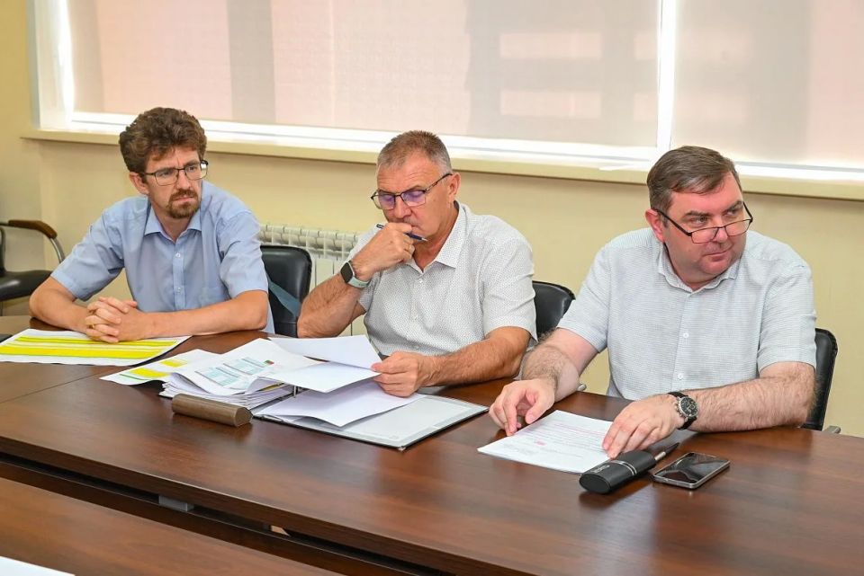 В администрации Барнаула прошло совещание по подготовке к отопительному периоду 2026-2027 годов В администрации Барнаула прошло совещание по подготовке к отопительному периоду 2026-2027 годов