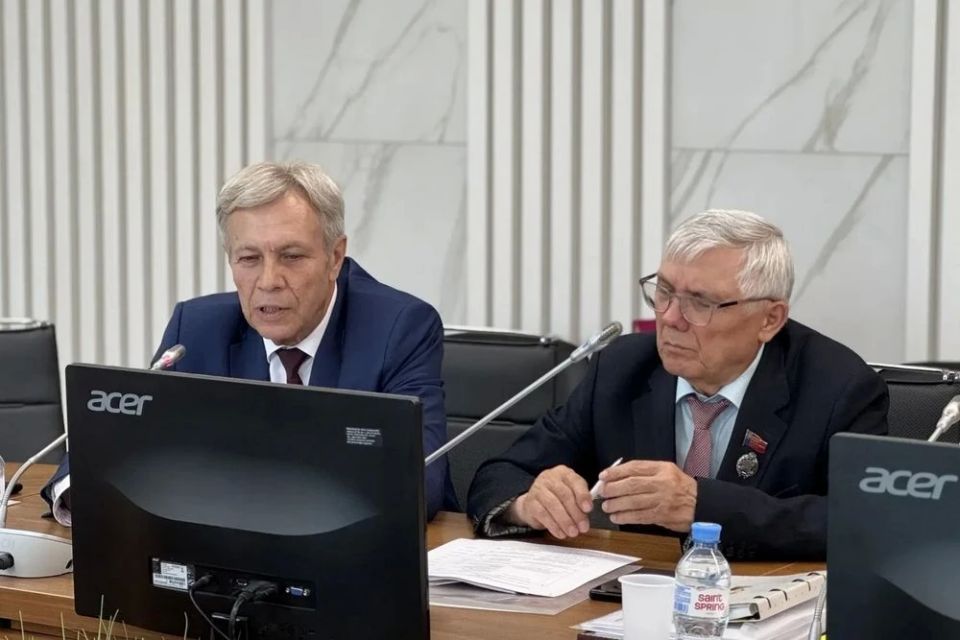 Депутаты АКЗС приняли участие в работе Общественного совета при минздраве Алтайского края Депутаты АКЗС приняли участие в работе Общественного совета при минздраве Алтайского края
