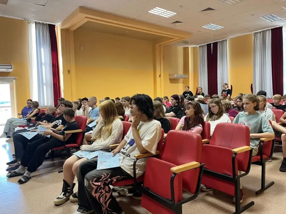 Программа «Подросток и закон» стартовала в детском оздоровительном лагере имени Юрия Гагарина Программа «Подросток и закон» стартовала в детском оздоровительном лагере имени Юрия Гагарина