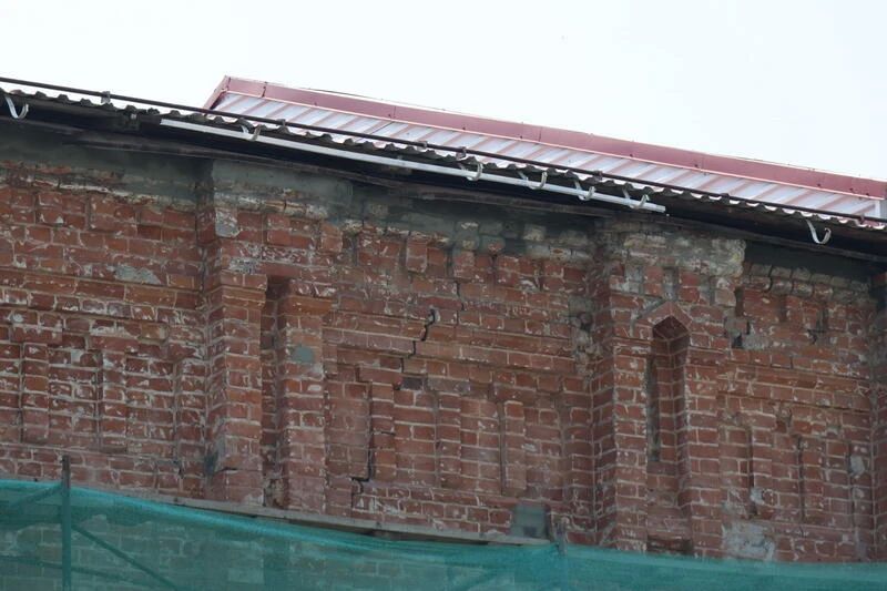 Скрытая история. На Гоголя в Барнауле реставрируют старинное здание начала XX века Скрытая история. На Гоголя в Барнауле реставрируют старинное здание начала XX века