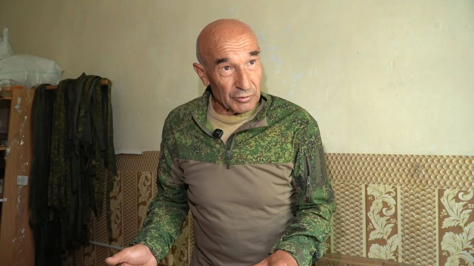 Четверо сыновей Александра Морозова из Михайловского района находятся в зоне специальной военной операции Четверо сыновей Александра Морозова из Михайловского района находятся в зоне специальной военной операции