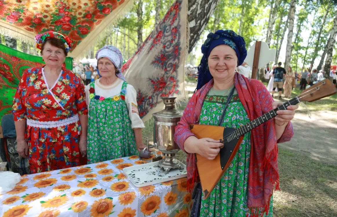 Праздник слова и поэзии: как в Алтайском крае прошел фестиваль Рождественского Праздник слова и поэзии: как в Алтайском крае прошел фестиваль Рождественского