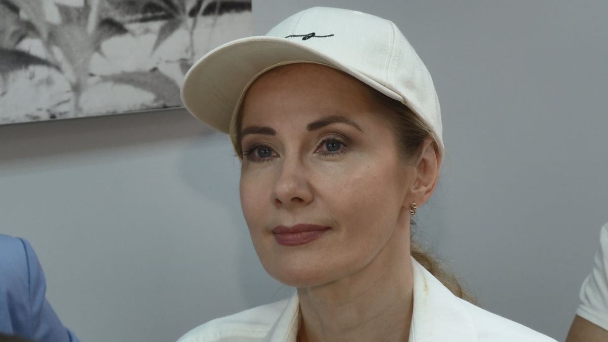 Именную аудиторию Валерия Золотухина открыли в Алтайском институте культуры Именную аудиторию Валерия Золотухина открыли в Алтайском институте культуры