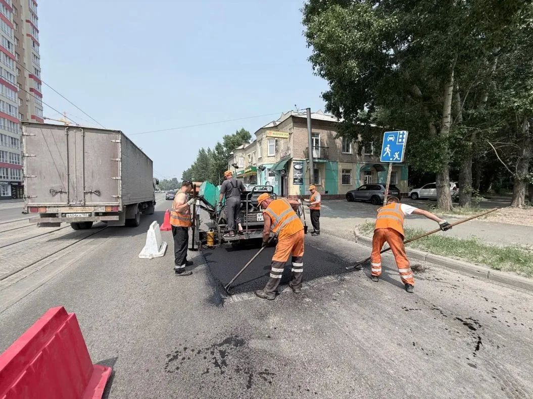 Ремонт улично-дорожной сети города проводится по плану Ремонт улично-дорожной сети города проводится по плану
