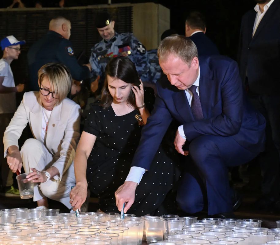 Виктор Томенко: Сегодня в День памяти и скорби провели в Алтайском крае акции «Свеча памяти» и «Огненные картины войны» Виктор Томенко: Сегодня в День памяти и скорби провели в Алтайском крае акции «Свеча памяти» и «Огненные картины войны»