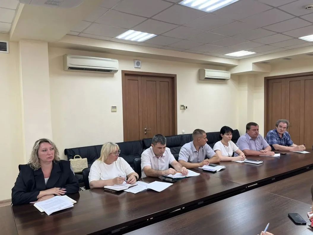 В Барнауле обсудили реализацию проекта «Чистый воздух» В Барнауле обсудили реализацию проекта «Чистый воздух»