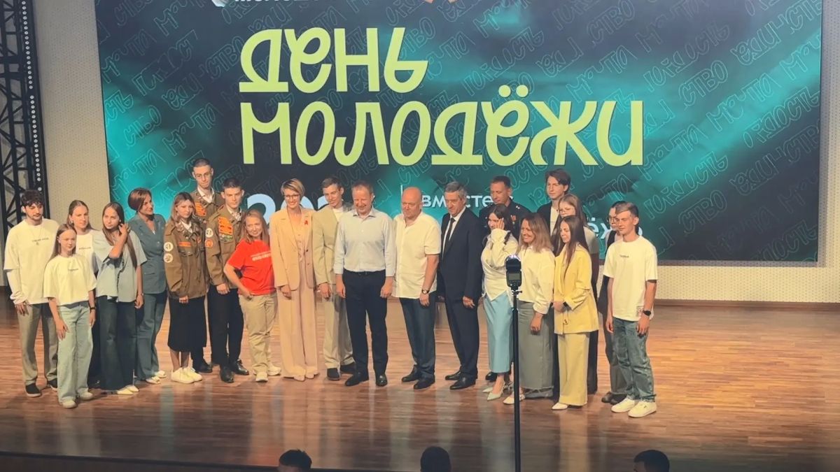 Краевой Дворец молодёжи открыли в Барнауле после реконструкции Краевой Дворец молодёжи открыли в Барнауле после реконструкции