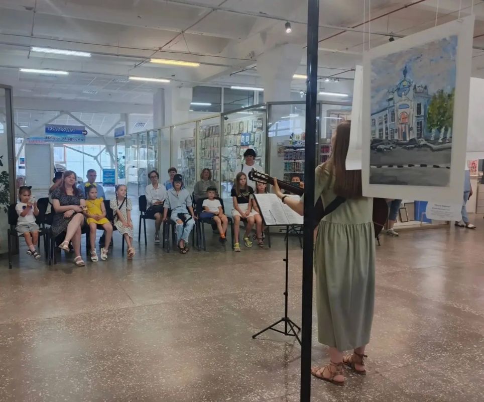 Бийск в картинах. Воспитанники творческого объединения «Фантазёры» Дома детского творчества решили изобразить на своих рисунках самые красивые, исторические и живописные уголки родного города и организовать выставку... Бийск в картинах. Воспитанники творческого объединения «Фантазёры» Дома детского творчества решили изобразить на своих рисунках самые красивые, исторические и живописные уголки родного города и организовать выставку...
