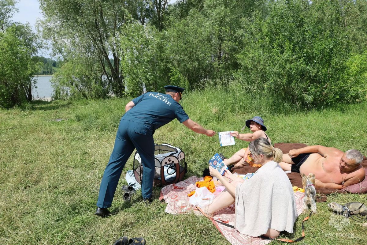 Спасатели и администрация проверили «дикие» пляжи в Первомайском районе Спасатели и администрация проверили «дикие» пляжи в Первомайском районе